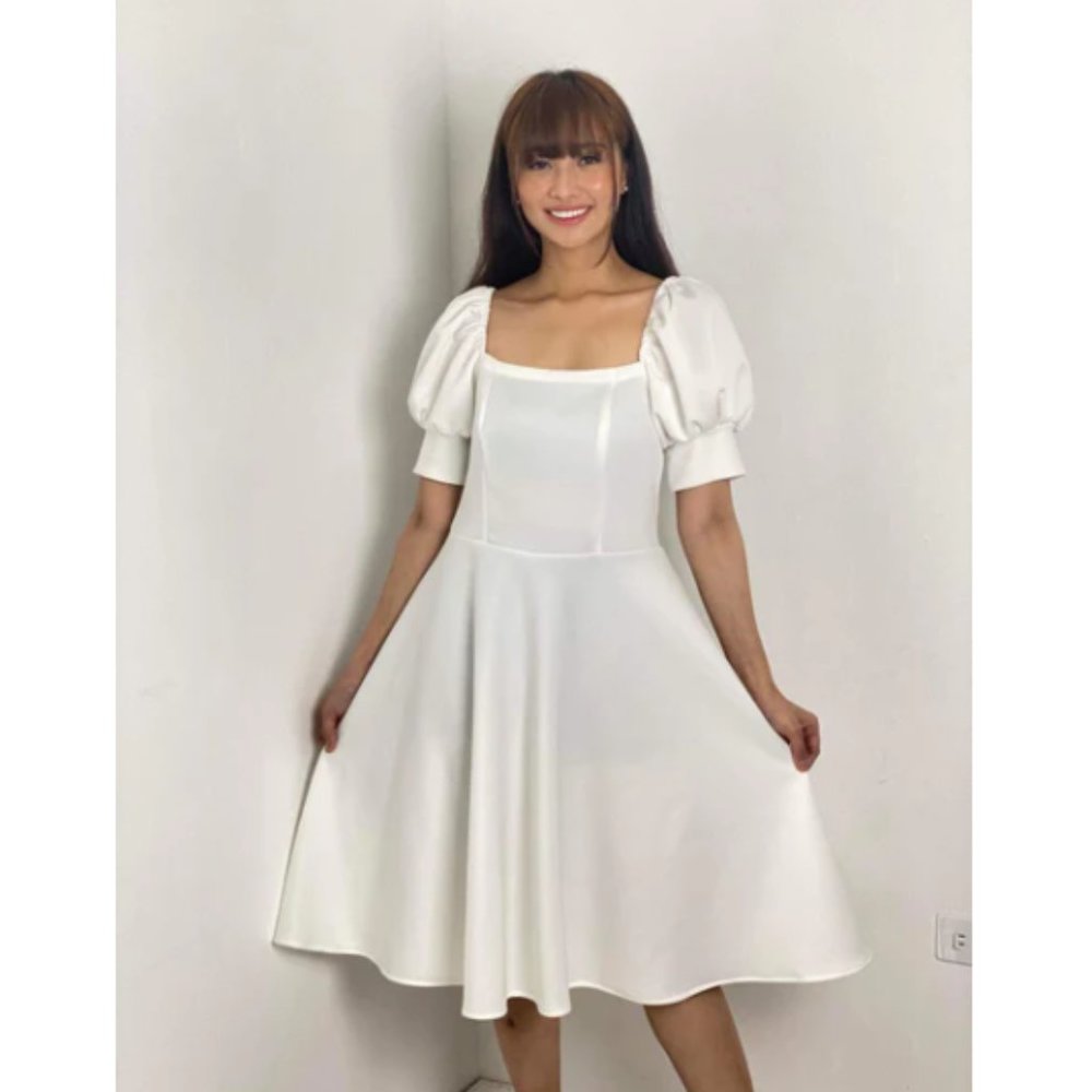 Cristiana Square Neck